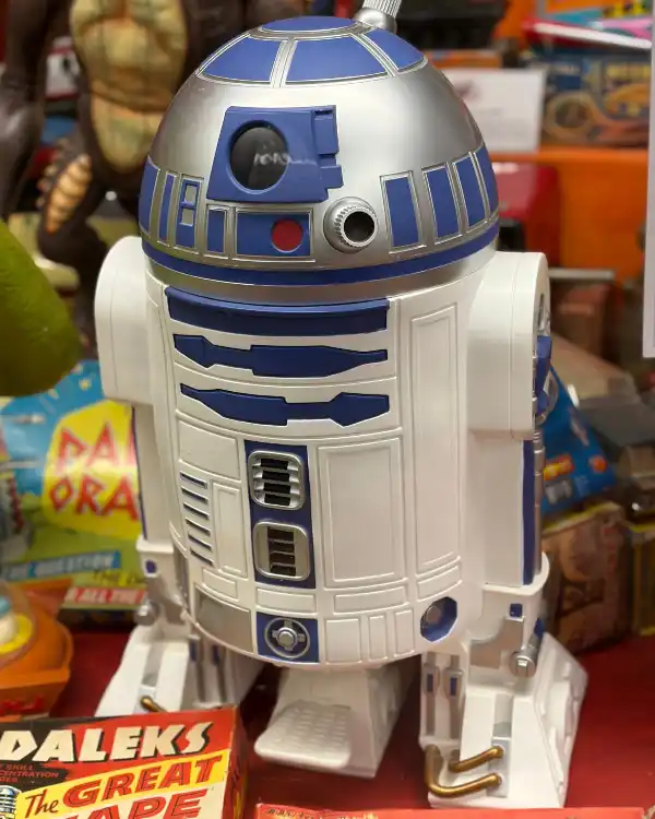 R2D2